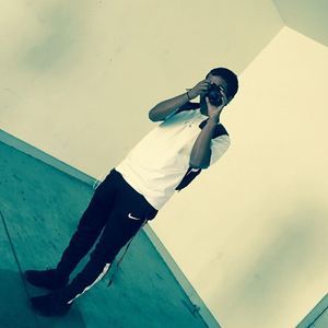 Meet your Posher, Eliseo